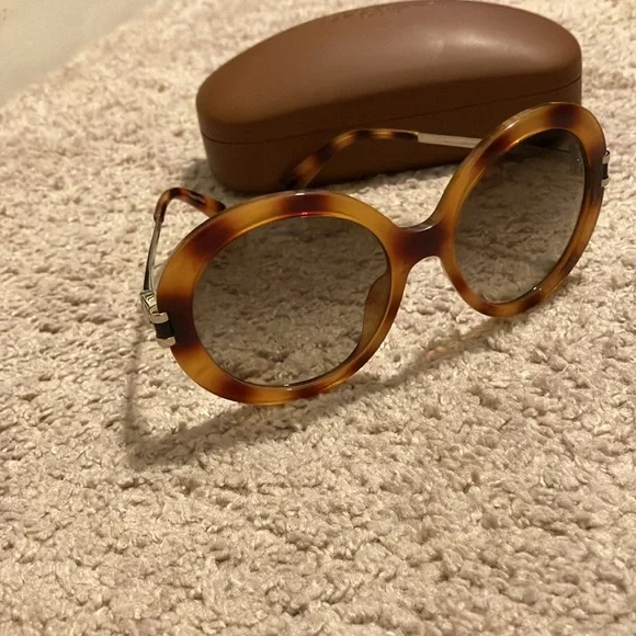 Longchamp tortoise shell sunglasses - Picture 5 of 9